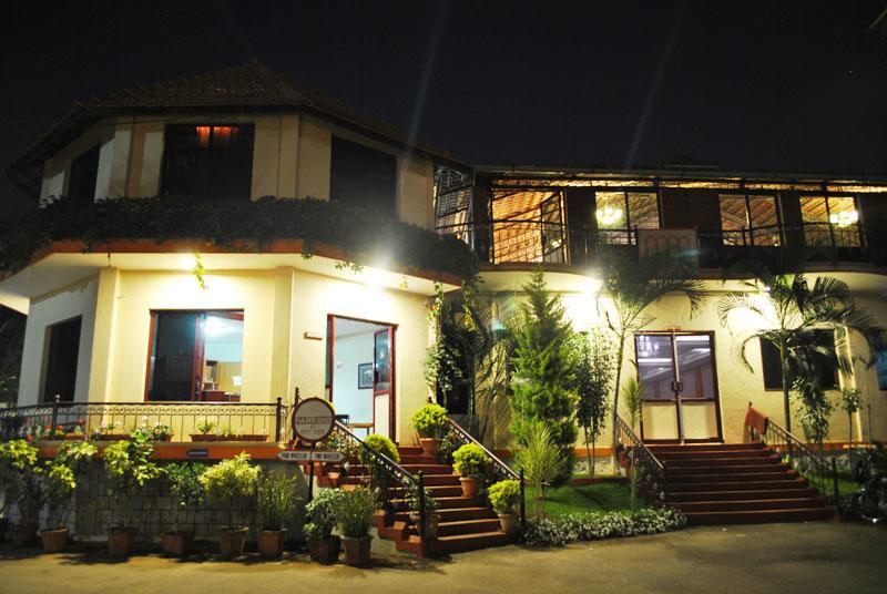Grand Maurya Hotel And Resort Mysore Exterior photo